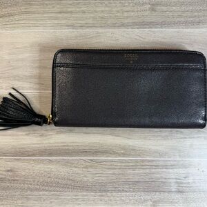 Fossil leather wallet